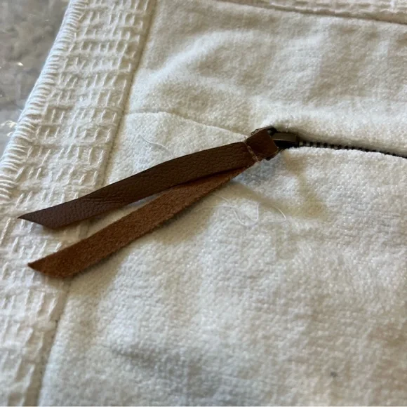 Set of 2 Serena and Lily Linen Chenille Pillow 18x24 French Blue Pillow Shams - Picture 5 of 9